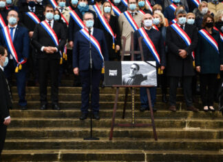 Macron anuncia disolución de grupo islamista “directamente implicado” en decapitación de profesor