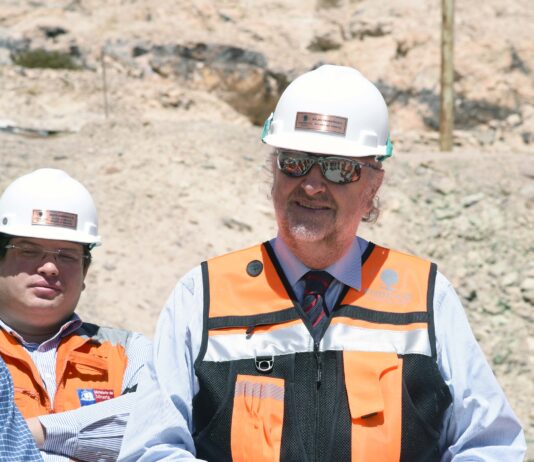 Gobierno proyecta que se duplique la producción de litio a 2025