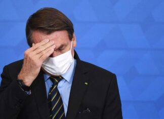 Aumenta crisis en Brasil : seis ministros salen de Gobierno y crece presión sobre Bolsonaro