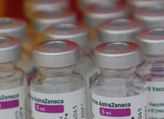Alemania, Francia, España e Italia se coordinaron para suspender vacunación con AstraZeneca