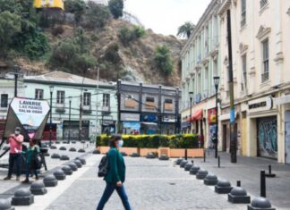 Retroceden 43 comunas, 23 a cuarentena y 11 avanzan: revisa todos los cambios del Paso a Paso