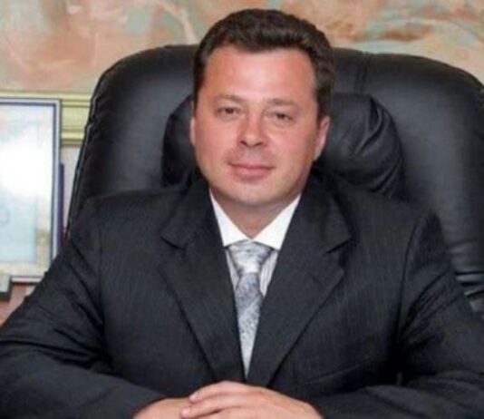 Rusia: diputado multimillonario confiesa haber asesinado a una persona tras confundirla con un oso