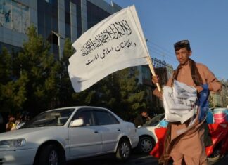 Talibanes enmendarán y aplicarán temporalmente una antigua Constitución monárquica en Afganistán