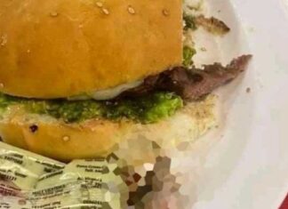 Hallan dedo de trabajador de un restaurante en una hamburguesa: iniciarán investigación en Bolivia