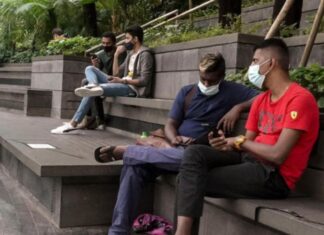 Singapur no pagará tratamiento covid a pacientes que no quieran vacunarse